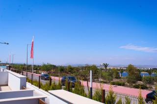 Beautiful Condo in Laguna Beach Resort overlooking Laguna Rosa In Torrevieja With 2 Bedrooms and 2 Bathrooms - Torrevieja - 5
