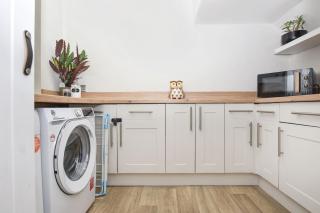 Panoramic Sunset Views - Free Parking & Sleeps 5 - 1