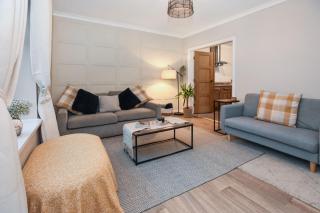 Panoramic Sunset Views - Free Parking & Sleeps 5 - 3