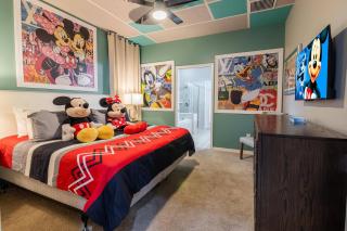 Across from clubhouse Private Pool and Game Room. - Kissimmee - 9