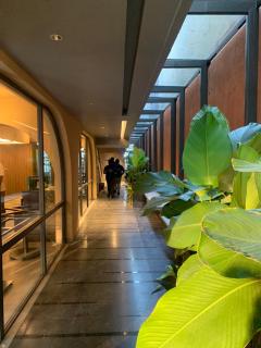 Hotel Le Grandeur - Bangalore - 4