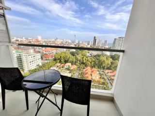 BETTER THAN HOME 1 Bedroom in Peak Towers - Pattaya Sud - 7