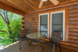 Cozy Cove Cabin Pet Friendly & Creek Access - Marion - 5