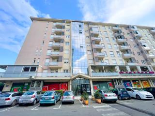 1-bedroom apartment in urban area - 2