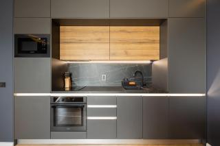 TOPAZ Beachfront Apartment - Varna - 8