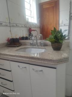 Quarto Suite -Em apartamento familiar - Belo Horizonte - 2
