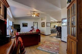 NEW High Saddle Getaway - 4