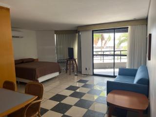 Flat Iate Plaza - 1