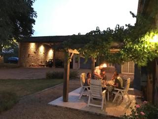 La Vigne, fully modernised farmhouse dated 1882 incl Swimming pool per Aug 2025! - - 5