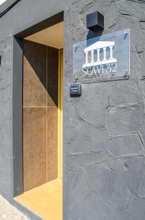 Scavi 32 - 9
