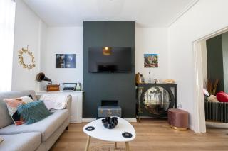 Earp House - Air Host & Stay - Sleeps 7 - Liverpool - 5