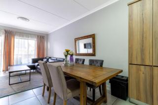 Lovely 2 bed @TheBlyde - Pretoria - 7