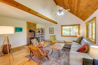 Charming Putney Home Porch, Grill and Hiking Trails - Putney - 7