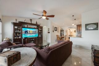 Villa Serenity NOW is the picture-perfect PET FRIENDLY Villa for you and your loved ones! - Cape Coral - 5