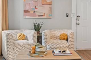 Urban Flamingo Retreat Modern Meets Tropical in this Beautiful, Updated Pet Friendly 3BD Pool Home with Outdoor Living Space - 4