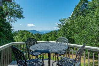 See Level Charcoal Grill, Deck & Breathtaking Year-Round Mountain Views! - Old Fort - 7