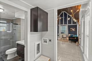 Tiny Victorian built on TV show 2br 1 ba - Gainesville - 5