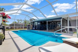 Luxury modern home Heated pool best Location - 9