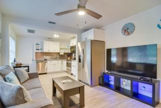 Sunny Gulfport Home Walk to Art District and Beach! - Sint-Petersburg - 0