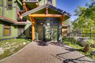 Mammoth Lakes Condo with Fireplace Near Skiing! - Mammoth Lakes - 8