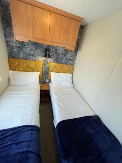 Millfield Caravan Park - The Sandhurst - Coastal Caravan Breaks - Ingoldmells - 5