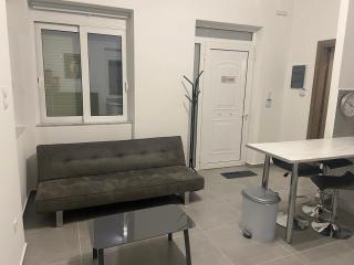 Leo's Apartments - 5