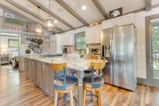 Lakefront Hayesville Retreat with Private Swim Dock - 3