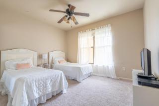 Big 4BR by Disney – 2 Pools, Patio, 2 Suites, W/D - 6