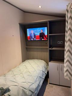 Golden Palm Resort - The Atlas Family - Coastal Caravan Breaks - Chapel Saint Leonards - 2