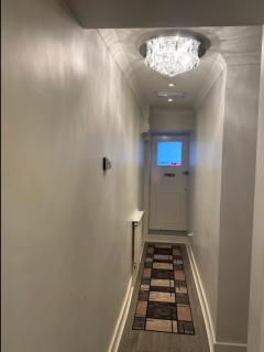Central 1bedroom Apartment, connected via underground, overground and many bus routes - London - 2