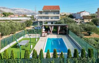 Luxury villa with a swimming pool Split - 20334 - Solin - 8