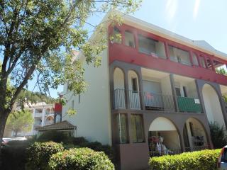 Appartement F2 avec Terrasse, Wifi et Proximité Thermes à Lamalou-les-Bains - FR-1-451-118 - Lamalou-les-Bains - 9