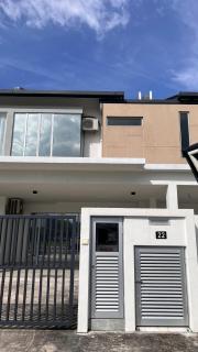 KLIA SomeHouse Homestay - 0