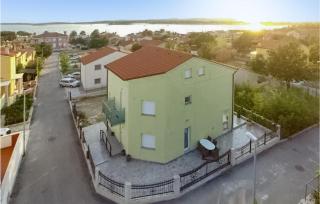 5 Bedroom Amazing Home In Medulin - Medulin - 9
