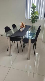 Modern 2 bedroom & 2 bathroom apartment with stunning Sydney CBD & Skyline Views! - Liverpool - 8