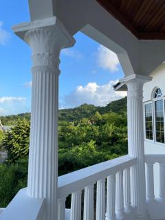 The Retreat - Lyssons - 1
