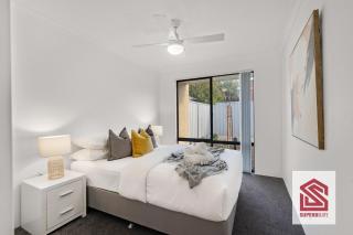 Bunbury Beach Splendor Modern Coastal Home - 6