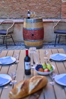 Le Vignoble - - 2