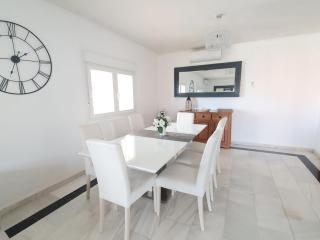 Beautiful 5 Bedroom Villa, Sea Views, Private Pool, Estepona newly refurbished - Estepona - 6
