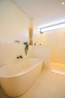 Villa Cahya 2 - NEW 4bdr - Canggu - 3