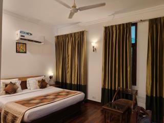 Tavisha Villa Golf Course MG Road - Gurgaon - 7