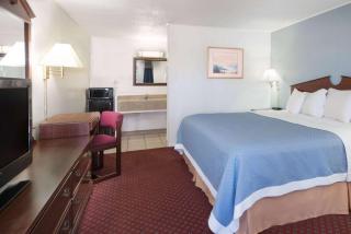 Travelodge by Wyndham Las Vegas NM - Las Vegas - 3