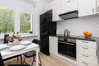 Beautiful & Comfortable Spacious Apartment in Gdansk by Noclegi Renters - Gdańsk - 7