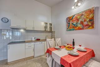 Silver Cherry Apartments - 2