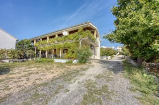 Silver Cherry Apartments - 3