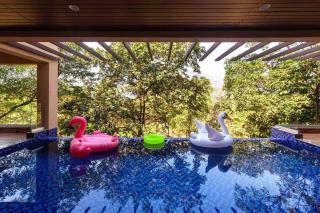 Inara by StayVista - Amidst lush greenery with Outdoor swimming pool & Indoor games - Lonavala - 9