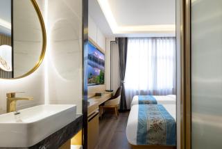 East Sacred Hotel - very close to the Drum tower And Nanluoguxiang Houhai Bar Very close to the bird's nest water cube - 7