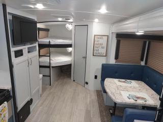 The Torres' Camper Experience! - Tampa - 6