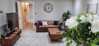 Old art School - Beautiful 2 Bed Apartments - Sutton Coldfield - 8