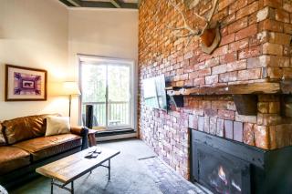 Silverthorne Gem with Community Perks and Ski Shuttle! - 5